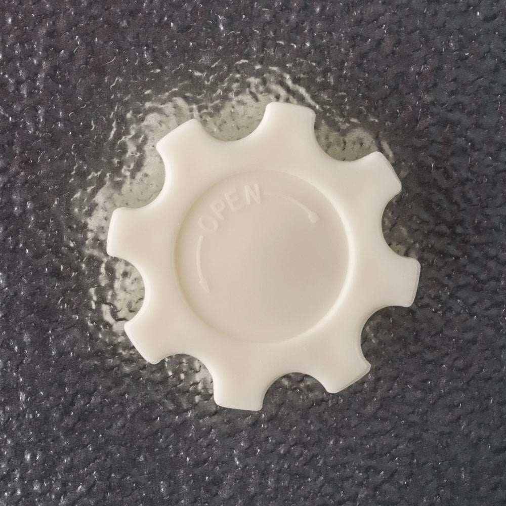 Norlake FTB8488-CX-M Fast Trak 8' x 8' x 8' 4" Floorless Indoor Walk-In Cooler — supplier gallery view 7; A white gear wheel with a text on it.